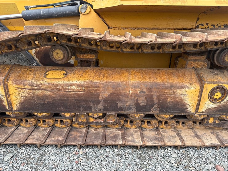 2014-deere-750k-lgp-image-56