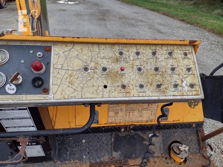 04-leeboy-l8816-track-asphalt-paver-8618-image-8