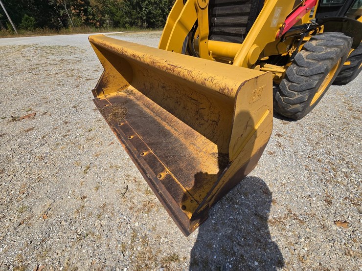 caterpillar-420e-image-92