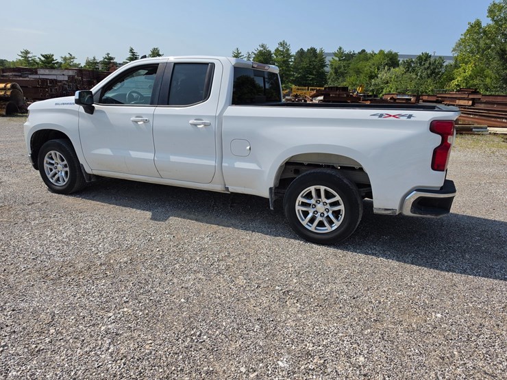 #25370-•-2019-chevrolet-silverado-pickup-truck-image-4