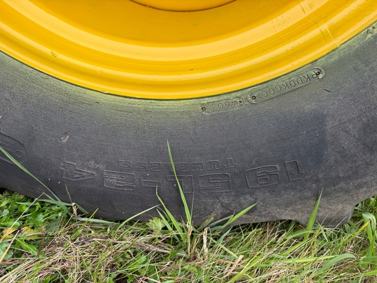 deere-310c-image-46