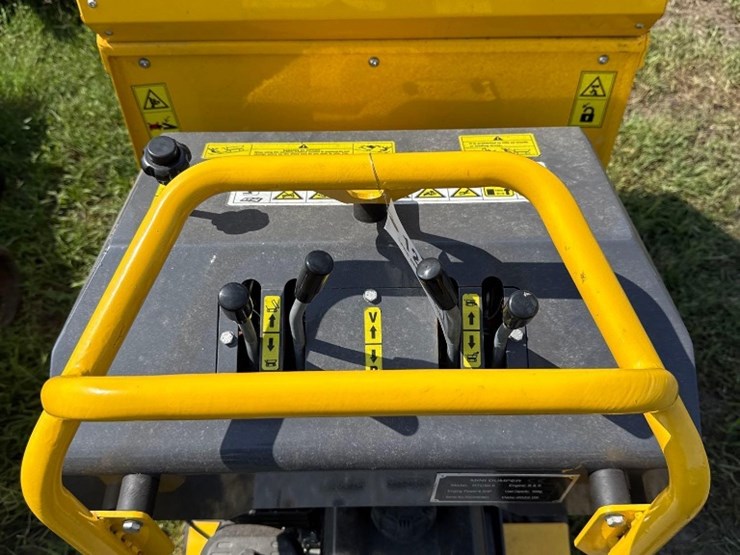 107---harris-htc50.5-stand-on-mini-loader-dumper-image-6