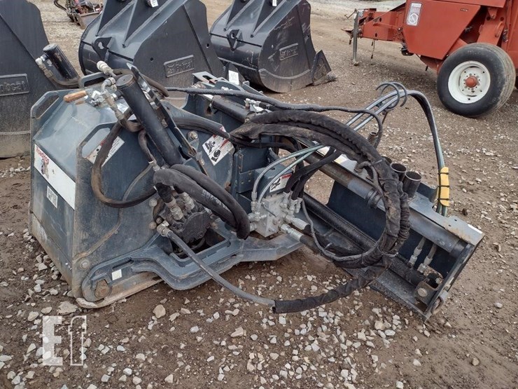 18-roadhog-pcp18hs-18-in-skid-steer-planer-image-5