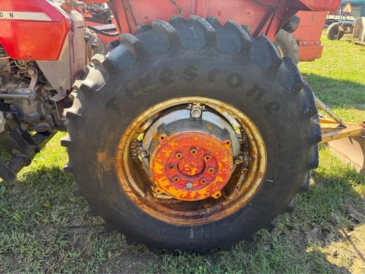 massey-ferguson-165-image-6