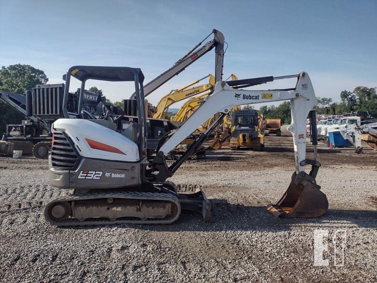 bobcat-e32-image-3