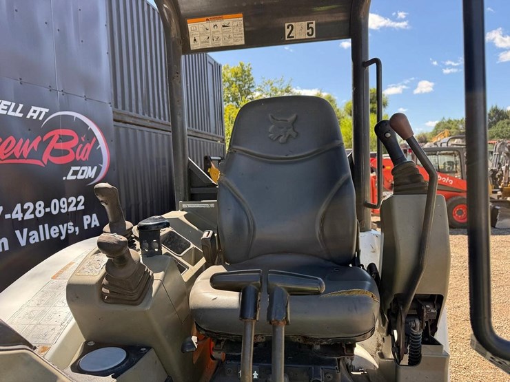 2015-bobcat-e35-image-18
