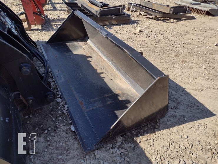 78-inch-skid-loader-bucket-image-1