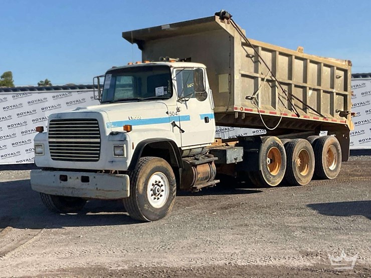 1993-ford-lt9000-image-1