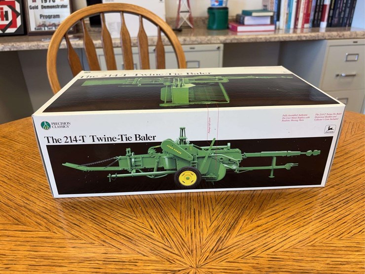 john-deere-214t-image-8
