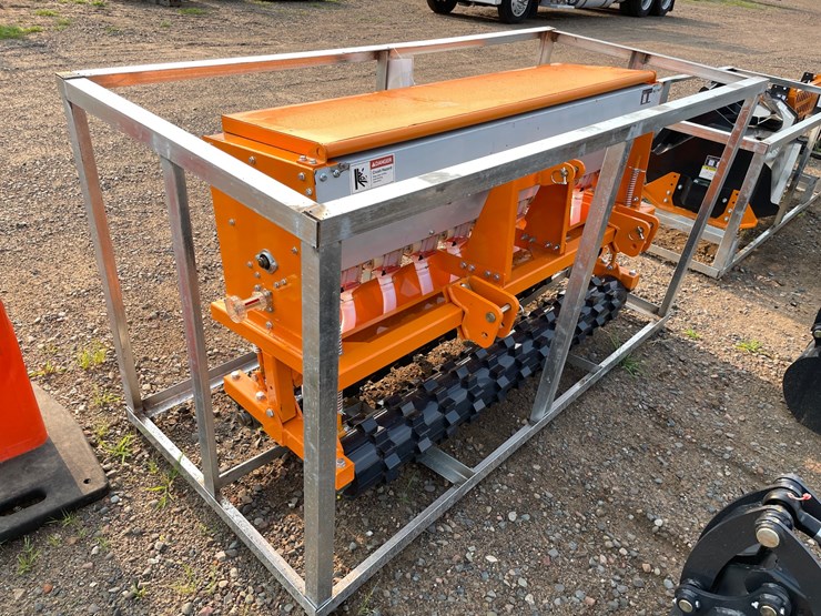 #2002-•-2026-unused-land-honor-no-till-seed-drill-attachment-image-4