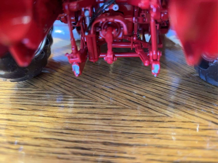 1/16-farmall-560-with-2-mh-corn-picker-precision-series-#14-image-18