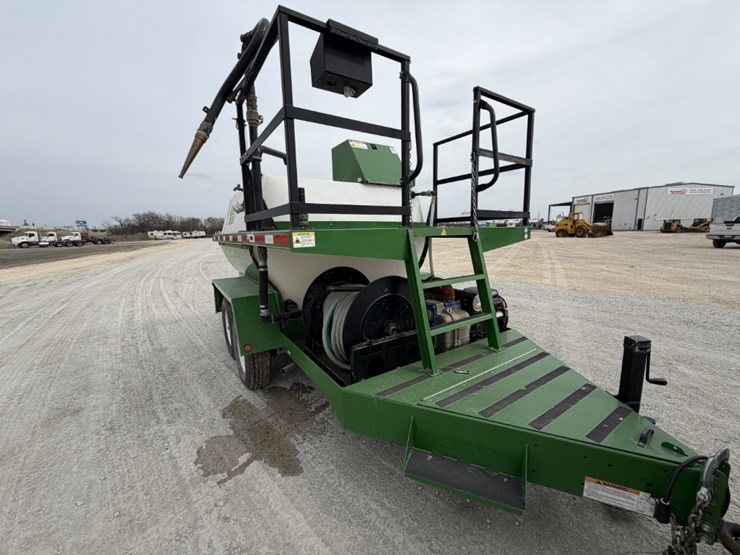 2023-easy-lawn-lf-50k-hydroseeder-image-2