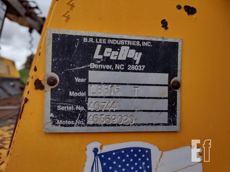 04-leeboy-l8816-track-asphalt-paver-8618-image-5