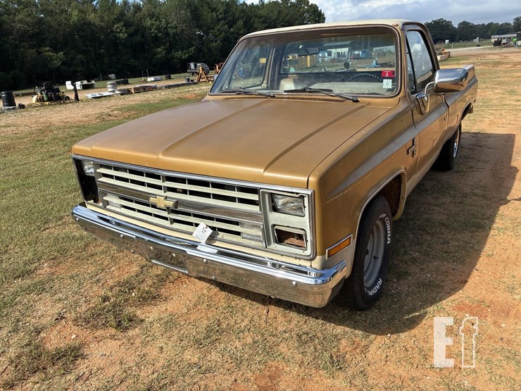 1985-chevrolet-c10-image-1