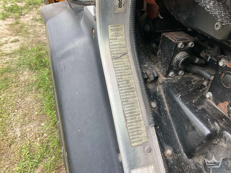 2019-peterbilt-520-image-45