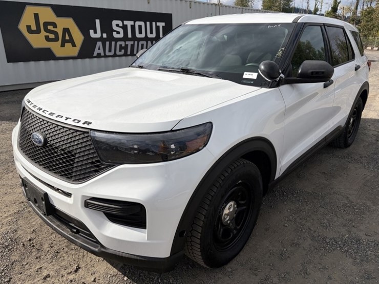 2020-ford-explorer-image-1