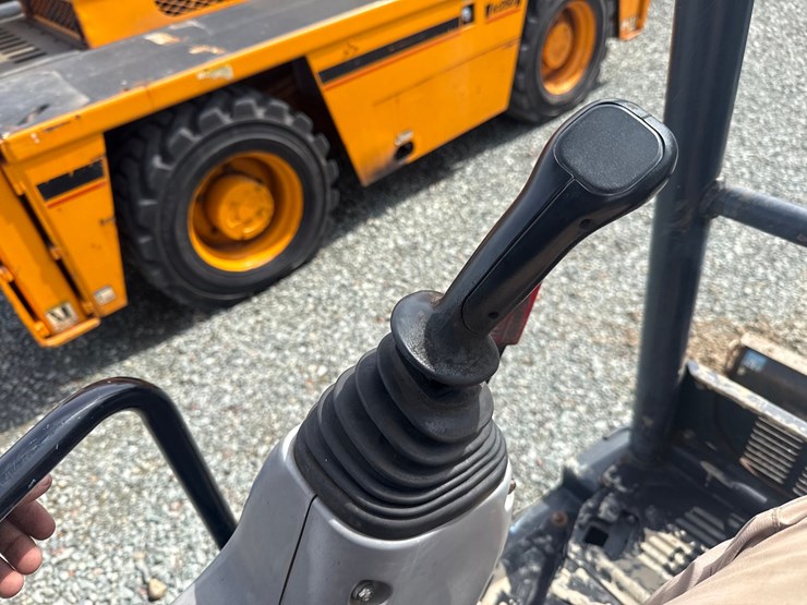 deere-35g-image-39