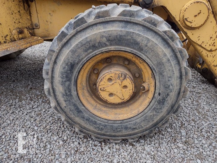 1995-deere-410d-image-28