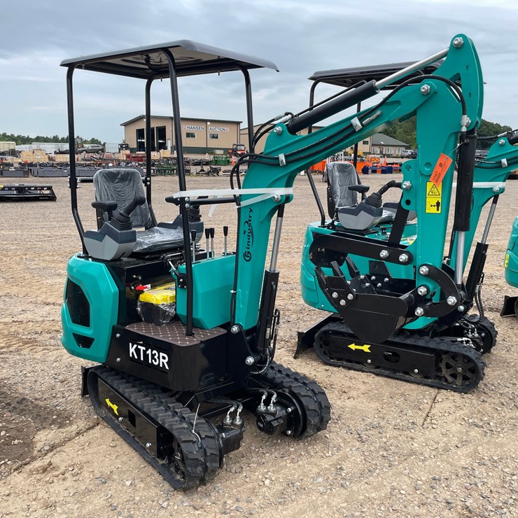 #5523 • 2026 CFG KT13R Mini Excavator