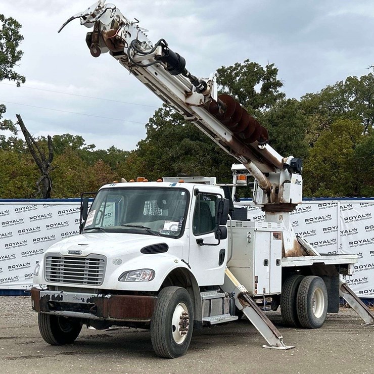 2018 FREIGHTLINER M2 106