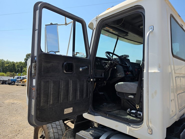 1997-mack-ch600-image-76