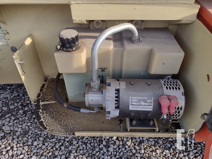 jlg-4069le-image-13