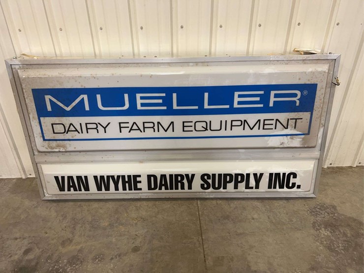 mueller-dairy-farm-equipment-double-sided-light-up-bubble-sign-image-18