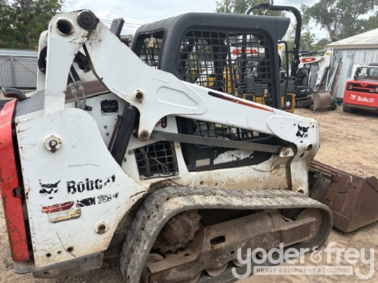 2016-bobcat-t590-image-2