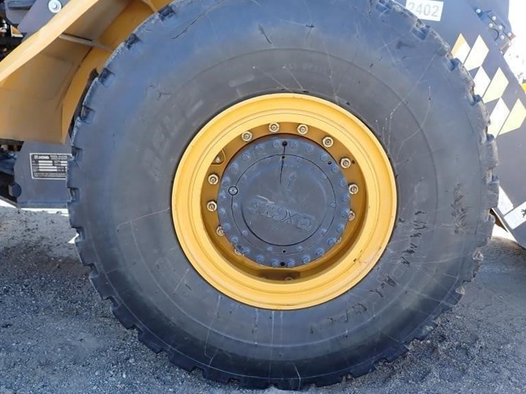 2023-xcmg-xc948u-image-11