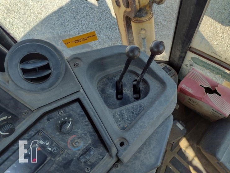 2010-deere-310sj-image-9