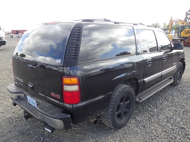 2002-gmc-yukon-xl-image-5