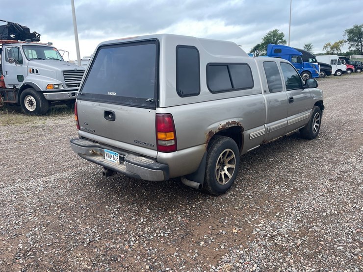 2000-chevrolet-silverado-1500-lt-image-4