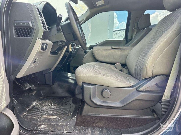 2018-ford-f150-image-13