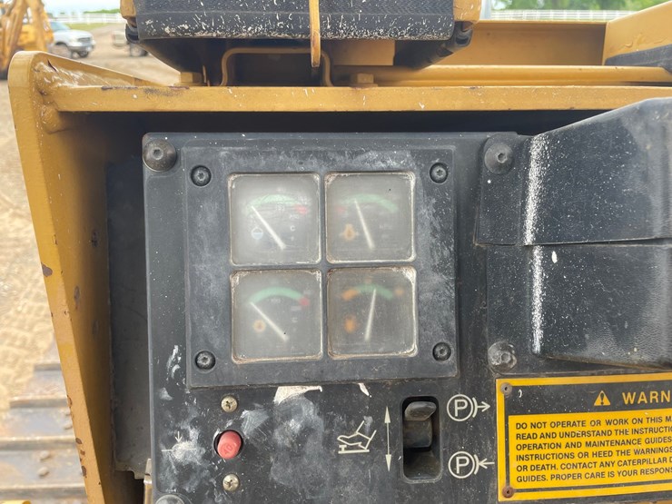 caterpillar-d5c-image-32
