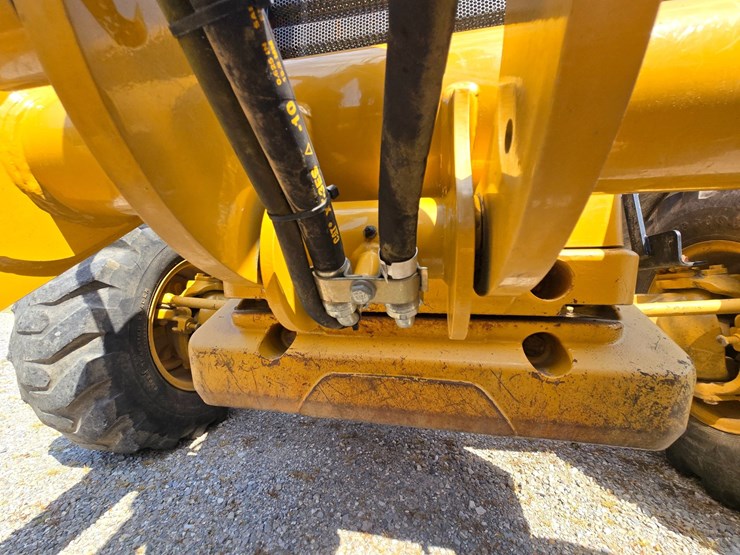 caterpillar-420e-image-97