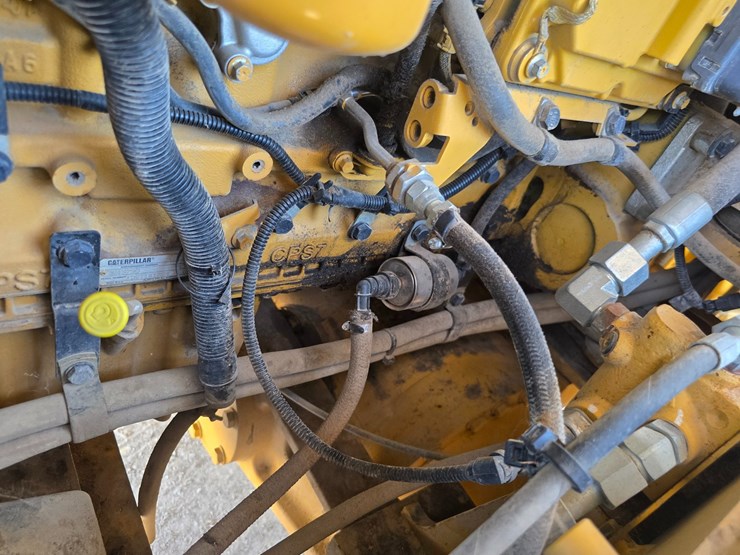 2016-caterpillar-930m-image-35