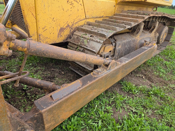 2006-komatsu-d65ex-image-17