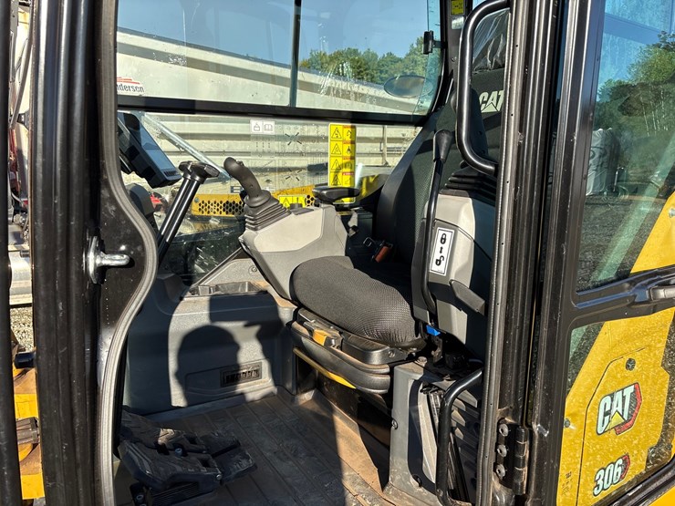 2020-caterpillar-306cr-image-59