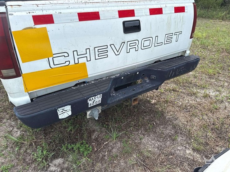 2000-chevrolet-3500-image-20