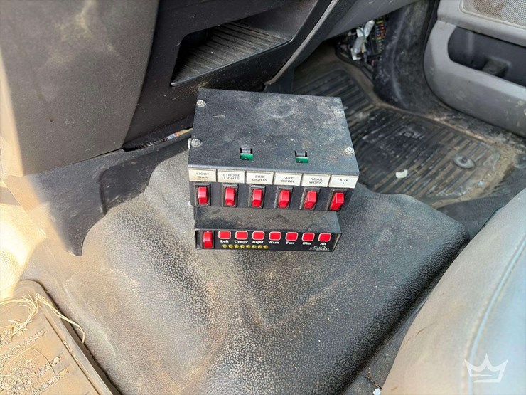 2017-ford-f550-image-27