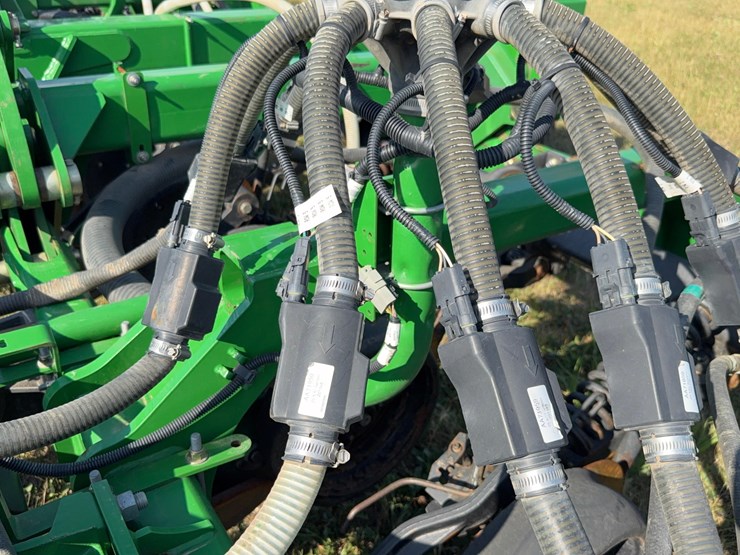 john-deere-1890-image-7