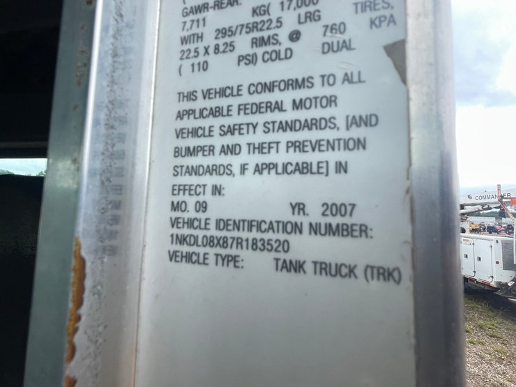 2007-kenworth-t800-image-35