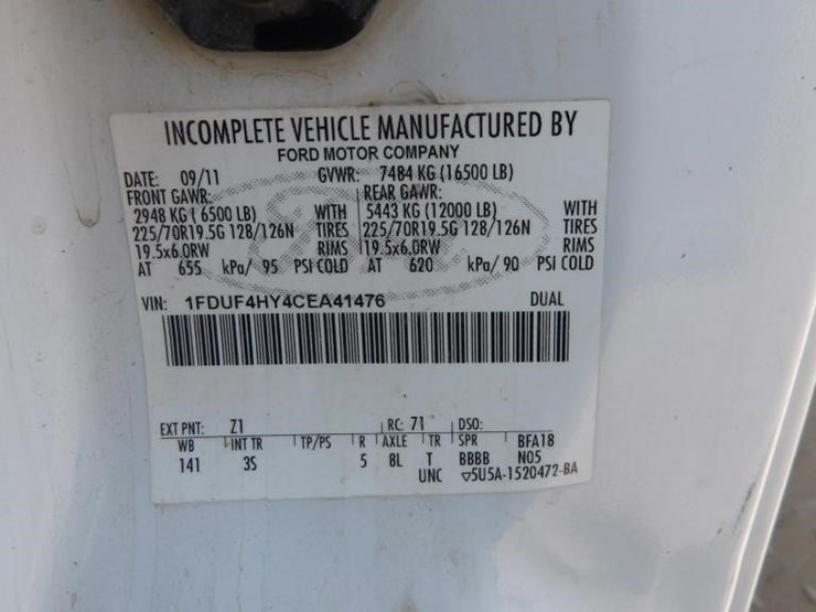 2012-ford-f450-image-32