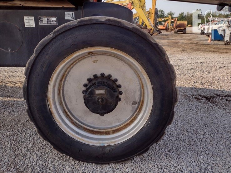 2008-jlg-1250ajp-image-18
