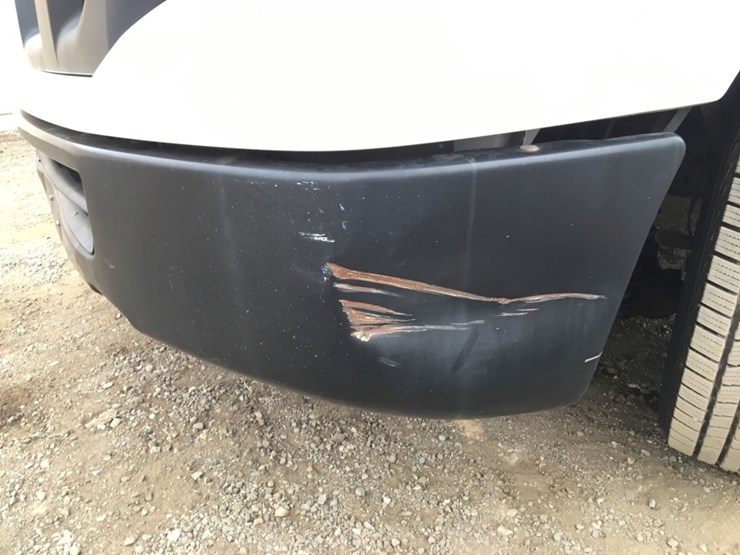 2021-nissan-nv2500-image-21