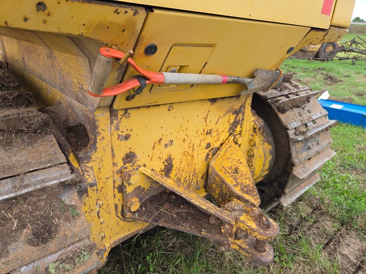 2006-komatsu-d65ex-image-36