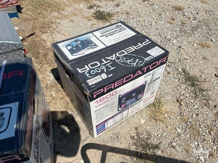 predator-1400w-portable-generator-image-1
