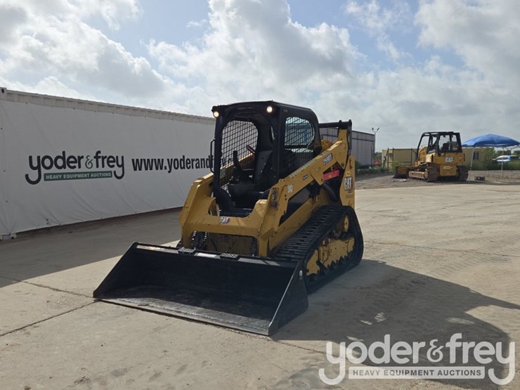 2019-caterpillar-259d3-image-1