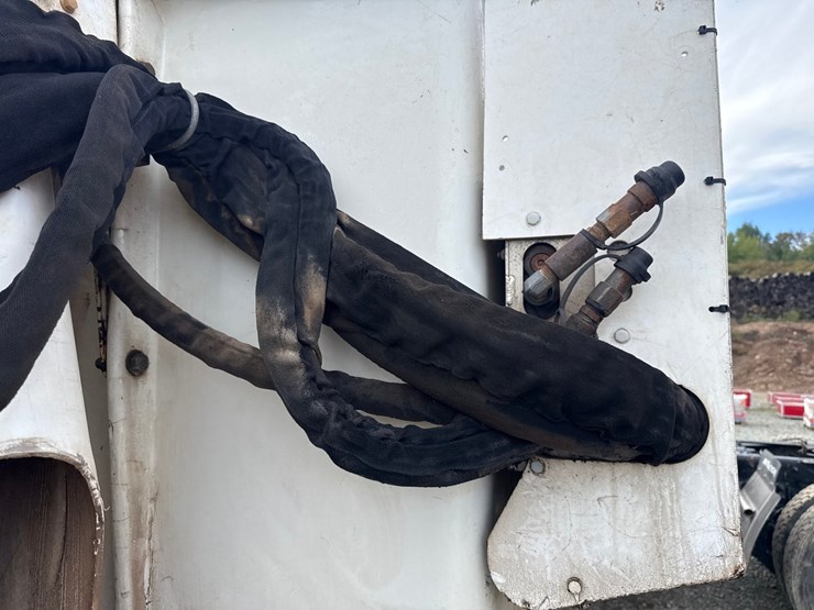 2008-international-durastar-4300-image-50