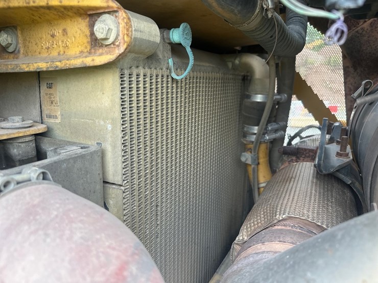caterpillar-d6t-lgp-image-56